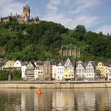 Hotel Haus Burgfrieden Commune fusionnée de Cochem-Land Extérieur photo