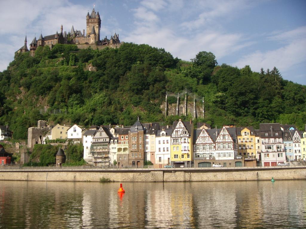 Hotel Haus Burgfrieden Commune fusionnée de Cochem-Land Extérieur photo